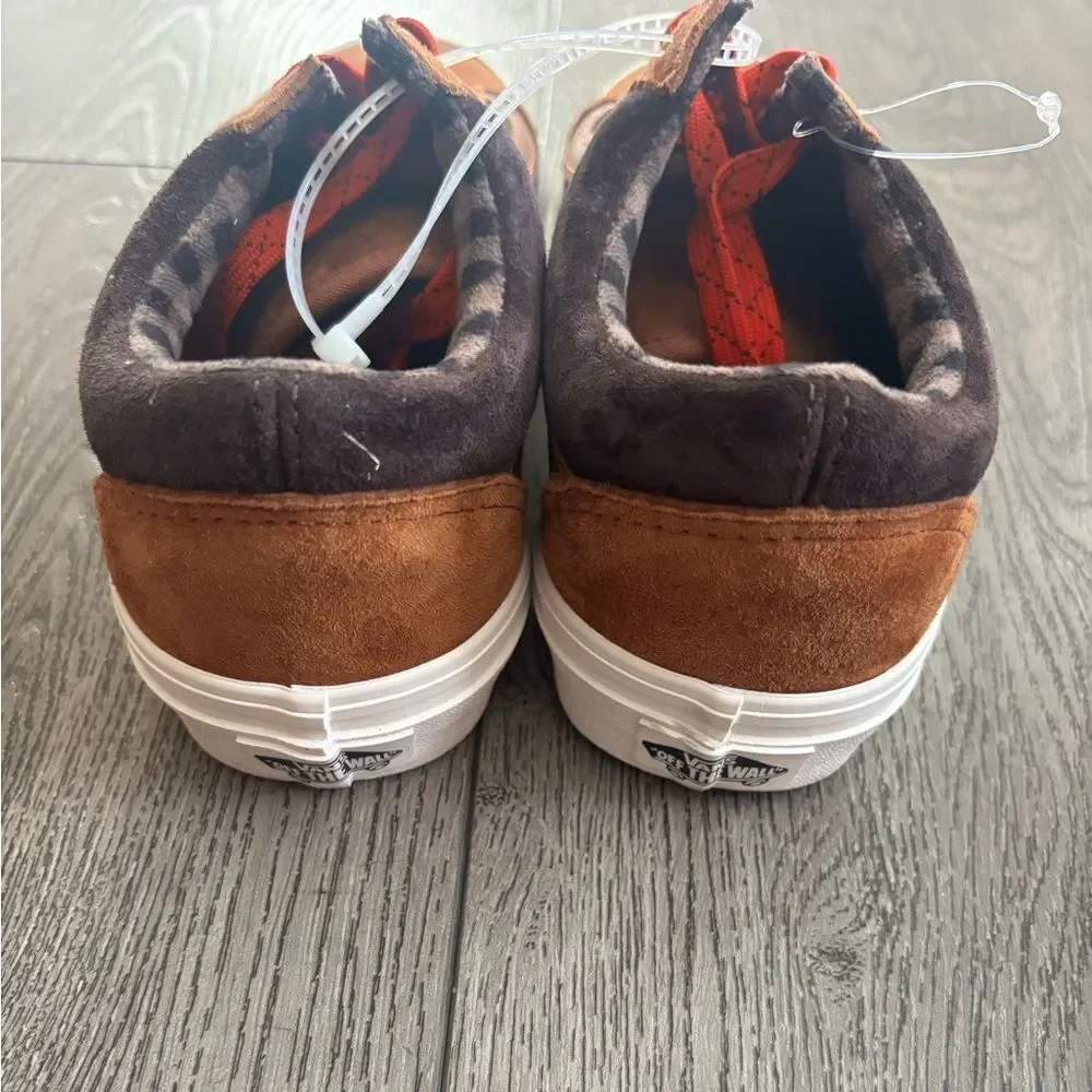 Vans low top